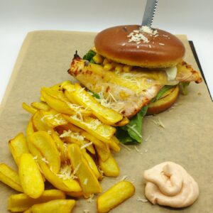 CHICKEN BURGER